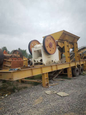 重型600X900顎式破碎機(jī)移動破碎車一臺